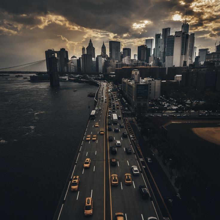 Family routine and school logistics in Florence