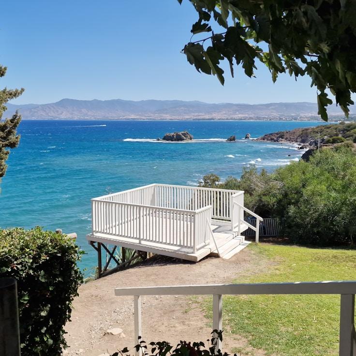 Outdoor terrace seating suitable for families in Florence